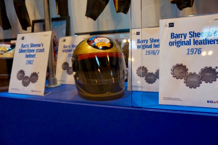 twitter-pix-of-barry-sheenes-racing-helmet