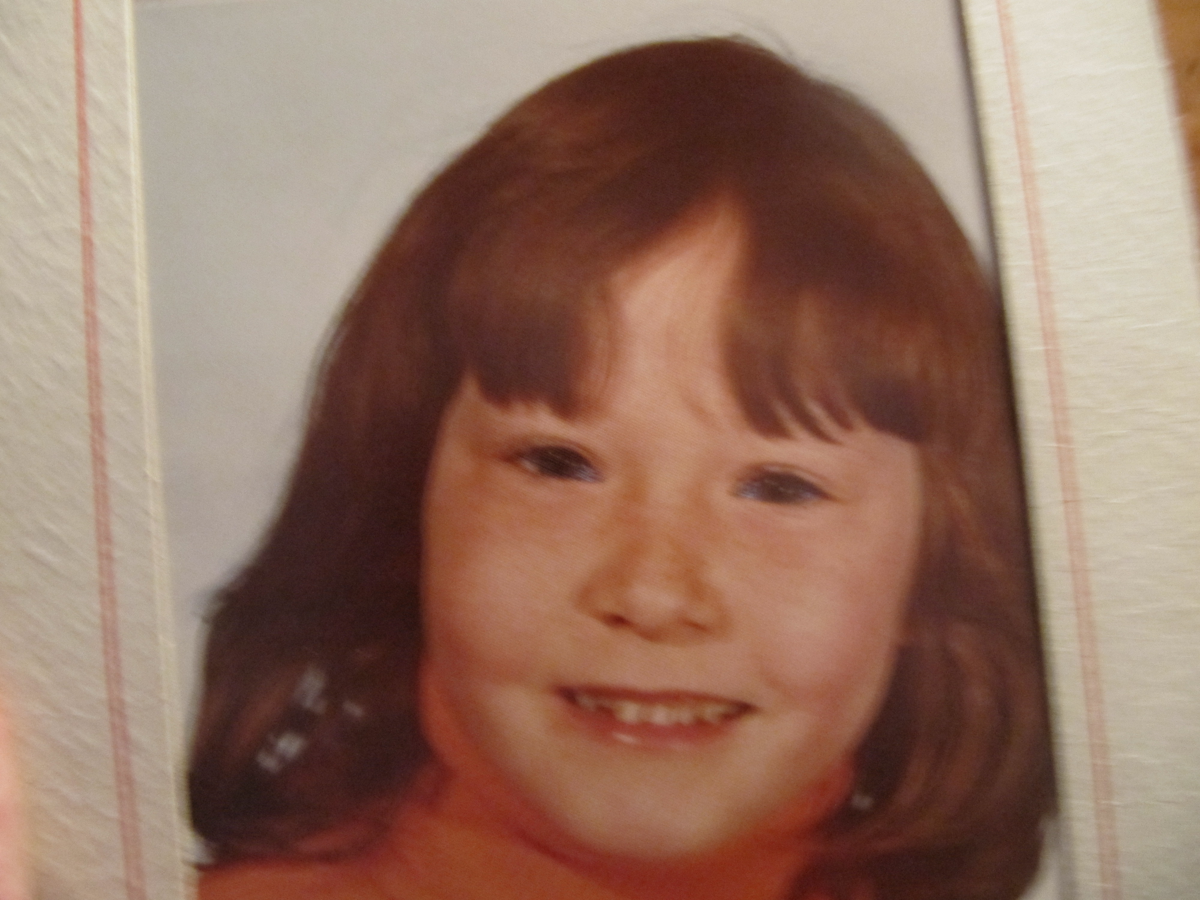 Blue eyed shining Roo